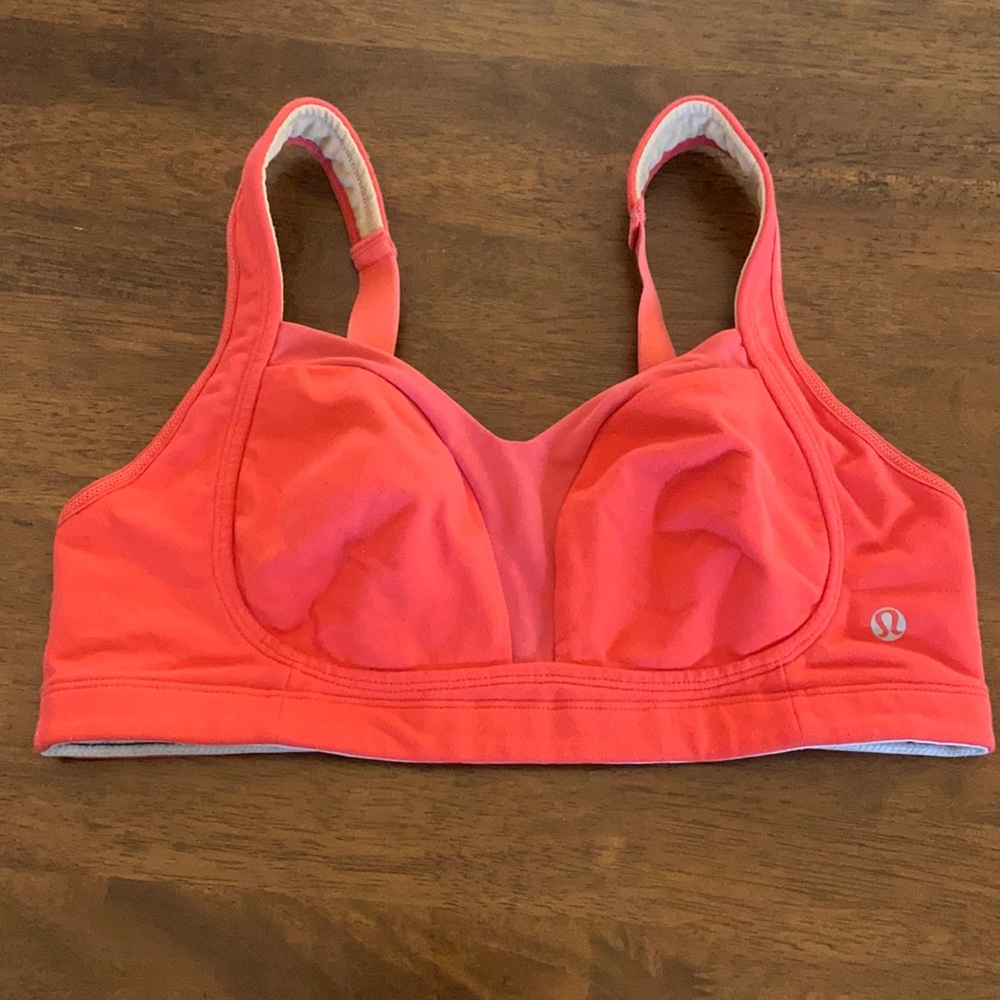 Lululemon athletic sports bra
